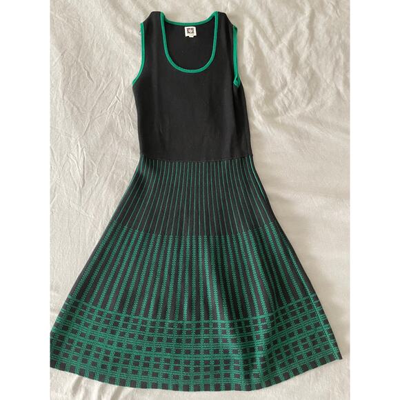 Anne Klein Black and Green Sleeveless Sweater Dress SZ Small - Picture 1 of 8